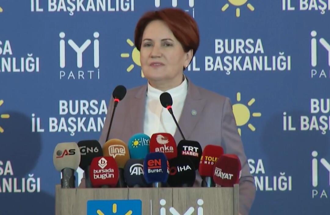 Akşener: Gençlerimizin umudunu yeniden yeşertecek siyasi hareketiz