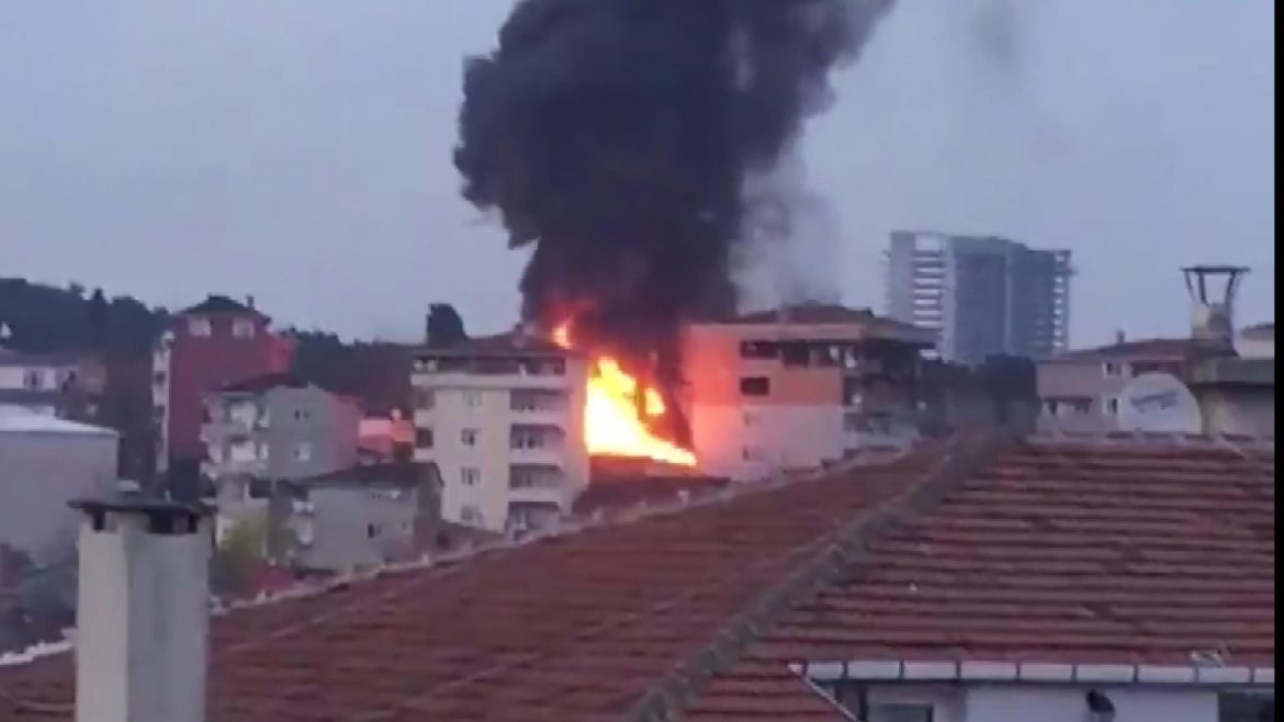 Sarıyer’de yangın! Alevler bir anda yükseldi