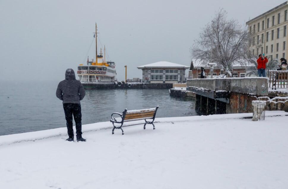 ‘İstanbul’a 1987 karı yağacak’ yorumlarına Meteoroloji’den yanıt: O kış bu kış değil