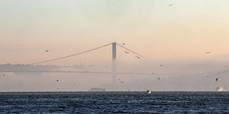 İstanbul Boğazı’nda gemi geçişleri çift yönlü askıya alındı