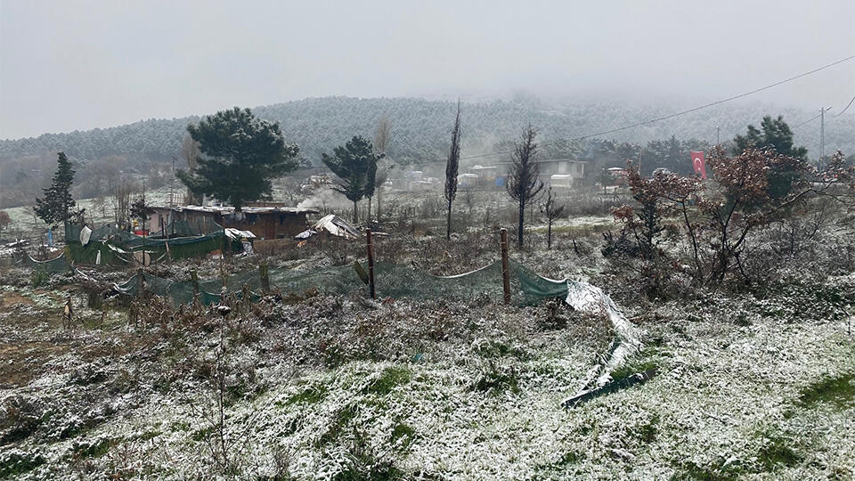 İstanbul’un tepeleri bembeyaz | Video