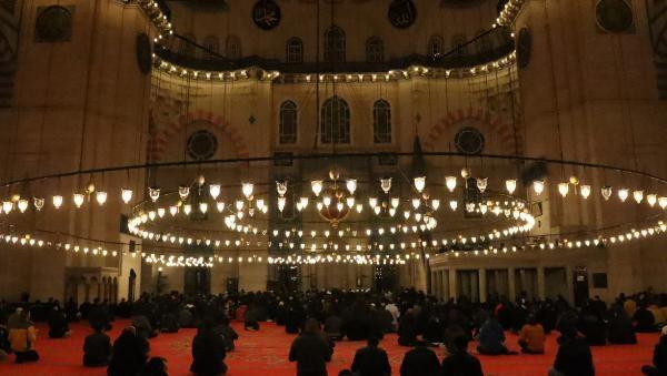 Diyanet, Mirac Kandili ne zaman 2021? Kandil hangi gün, ayın kaçında?