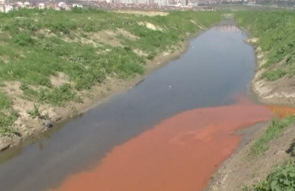 İstanbul’un dereleri rengarenk