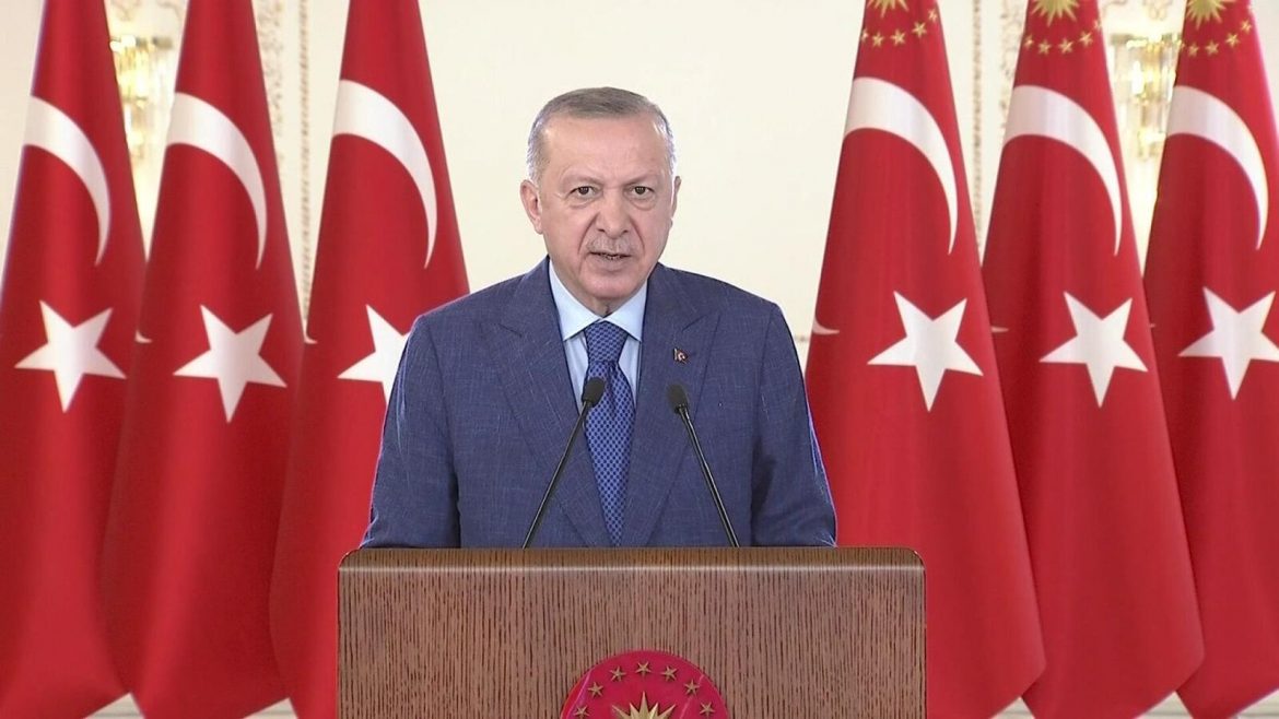 SON DAKİKA: Cumhurbaşkanı Erdoğan NATO zirvesindeki oturuma video mesaj gönderdi