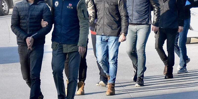 3 ilde FETÖ operasyonu: 17 gözaltı