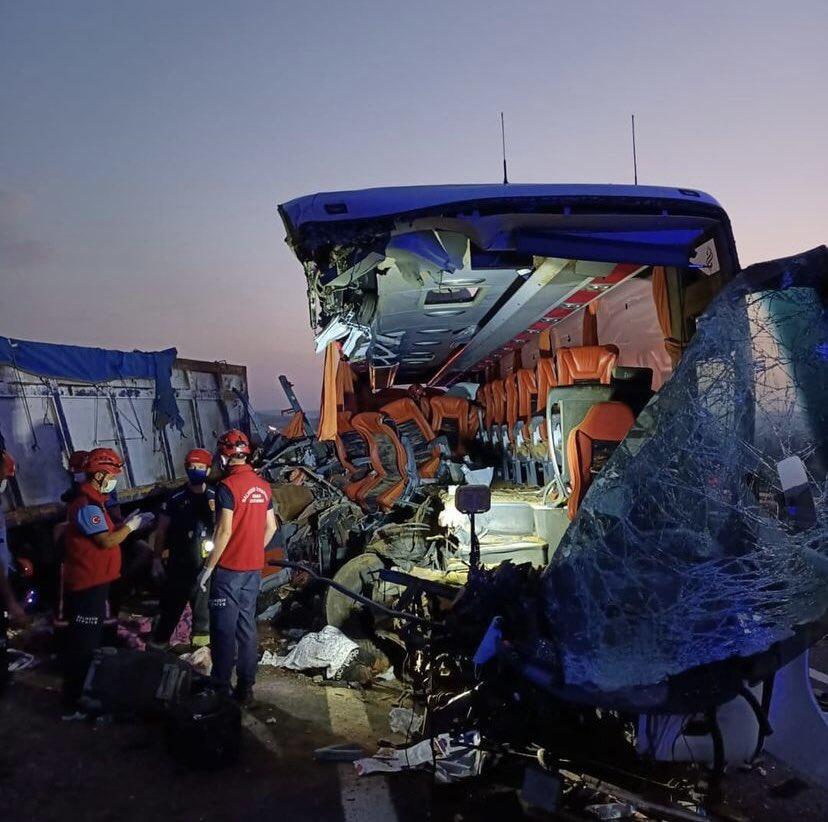 Manisa Soma trafik kazası son dakika: Manisa Soma kazasında kaç kişi öldü, ölenlerin isimleri belli mi?