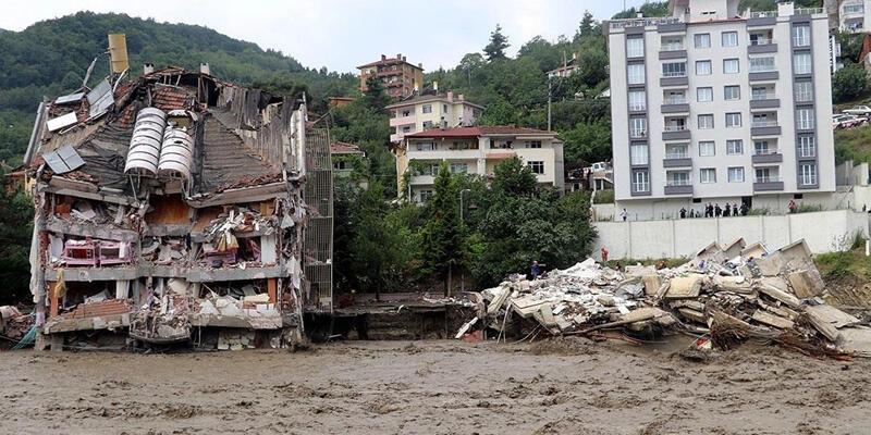 SON DAKİKA HABERİ: Sel felaketinde can kaybı 72’ye yükseldi