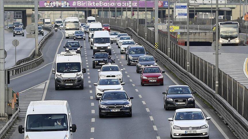 İstanbul’da trafik yoğunluğu: Durma noktasında